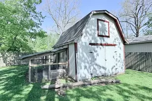 5183 N Oak Rd, Davison, MI 48423 - Photo 5