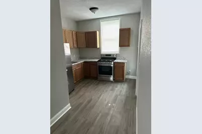 911 N Clinton Street, Albion, MI 49224 - Photo 3