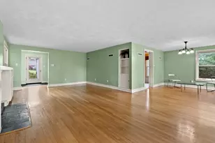 120 Shadywood Ln, Battle Creek, MI 49015 - Photo 9