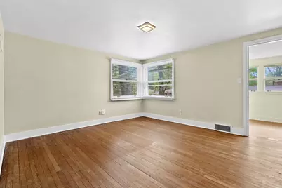 120 Shadywood Lane, Battle Creek, MI 49015 - Photo 15