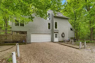 604 Pine Ln, Sawyer, MI 49125 - Photo 1