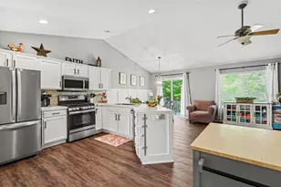 2970 Pebblestone Dr, Hudsonville, MI 49426 - Photo 5