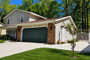 4810 Stauffer Ave SE, Kentwood, MI 49508 - Photo 3