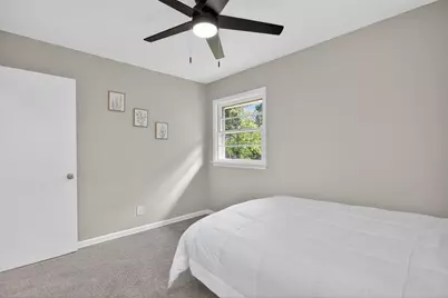 2136 Bruce Avenue, Lansing, MI 48915 - Photo 41