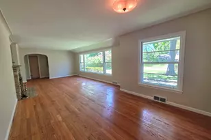 4029 Lakeside Dr, Kalamazoo, MI 49008 - Photo 9