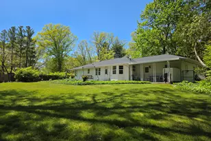 4029 Lakeside Dr, Kalamazoo, MI 49008 - Photo 5