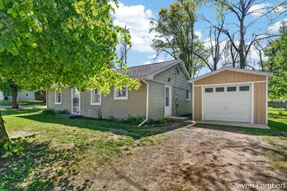 1028 S Hayes Street, Hastings, MI 49058 - Photo 3