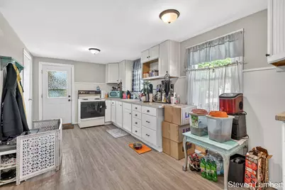 1028 S Hayes Street, Hastings, MI 49058 - Photo 7