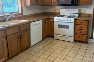 1012 Sixth St, Jackson, MI 49203 - Photo 5