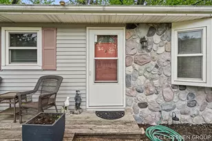 1675 State St, Holland, MI 49424 - Photo 15
