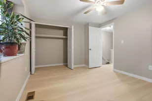 45315 Kensington St, Utica, MI 48317 - Photo 5