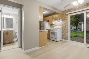 45315 Kensington St, Utica, MI 48317 - Photo 15