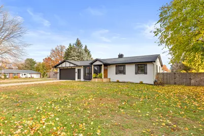 2754 Fairbrook Drive, Jenison, MI 49428 - Photo 3