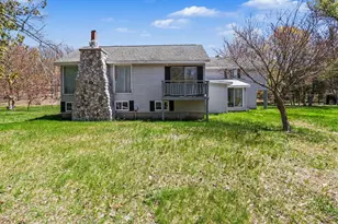 6665 Lakeshore Rd, Manistee, MI 49660 - Photo 25