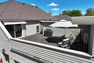 8159 Colony Dr, Grosse Ile, MI 48138 - Photo 37