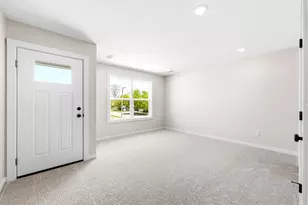 912 Indiana Ave, South Haven, MI 49090 - Photo 11