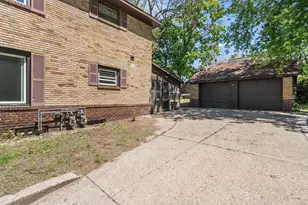 1568 Forrest Ave NE, Grand Rapids, MI 49505 - Photo 7