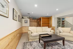 1646 Laurel Ave SE, Grand Rapids, MI 49506 - Photo 25