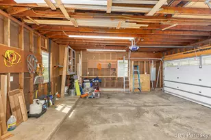 1646 Laurel Ave SE, Grand Rapids, MI 49506 - Photo 15