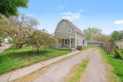 264 Ypsilanti Street, Dundee, MI 48131 - Photo 1