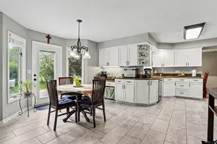 104 Briars Farm Ln, Battle Creek, MI 49017 - Photo 9