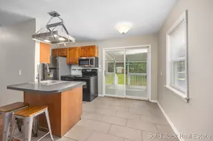 1146 Eastern Ave NE, Grand Rapids, MI 49503 - Photo 3