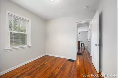 1146 Eastern Avenue NE, Grand Rapids, MI 49503 - Photo 9