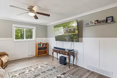 8590 Greenfield Highway, Bellevue, MI 49021 - Photo 11