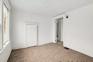 2028 8th St, Muskegon, MI 49444 - Photo 9