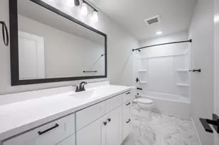 2328 Anchor Ave, Traverse City, MI 49686 - Photo 9