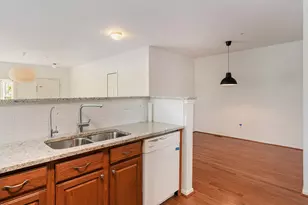1155 Freesia Ct, Ann Arbor, MI 48105 - Photo 11