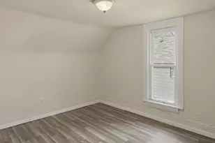 28 E Henry St, River Rouge, MI 48218 - Photo 11