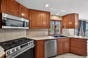 1490 Sunview St, Muskegon, MI 49445 - Photo 21