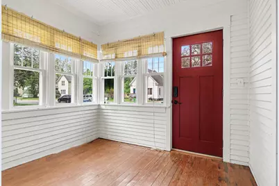 42 McKinley Avenue N, Battle Creek, MI 49017 - Photo 3
