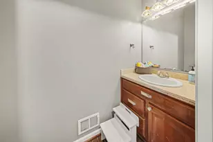 627 Jefferson Ln, Milan, MI 48160 - Photo 23