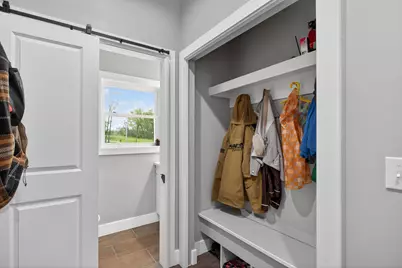 7615 Lansing Avenue, Jackson, MI 49201 - Photo 27