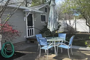 2148 N Lakeshore Dr, Ludington, MI 49431 - Photo 41