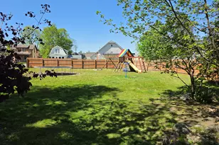 213 S Higbee St, Reed City, MI 49677 - Photo 9