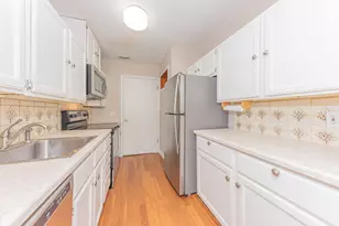 740 Peninsula Ct, Ann Arbor, MI 48105 - Photo 5