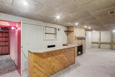 751 Larkspur Avenue NW, Grand Rapids, MI 49504 - Photo 17