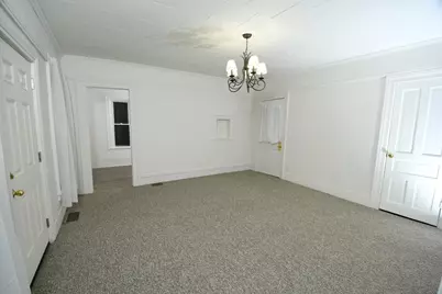 501 E Paw Paw Street, Paw Paw, MI 49079 - Photo 7