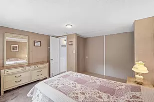 4446 Jardin Dr NW, Walker, MI 49534 - Photo 9