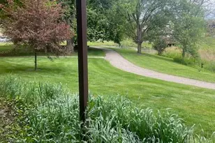 1472 W Chateau Vert St, Ypsilanti, MI 48197 - Photo 7