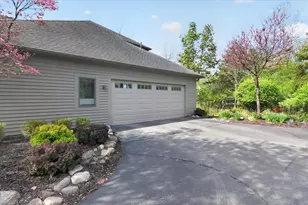 2525 Hickory Rd, Ann Arbor, MI 48103 - Photo 73