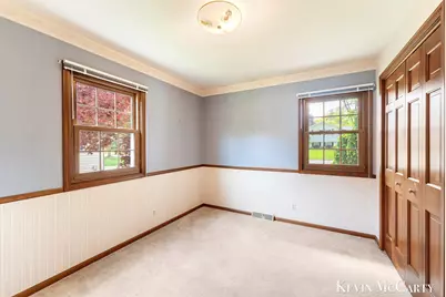 1746 Edgewood Avenue SE, Grand Rapids, MI 49506 - Photo 21