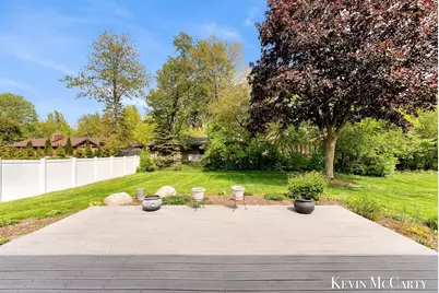 1746 Edgewood Avenue SE, Grand Rapids, MI 49506 - Photo 29
