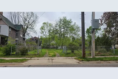 W Manchester Street, Battle Creek, MI 49037 - Photo 3