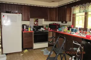 207 Cherry St, Allegan, MI 49010 - Photo 9