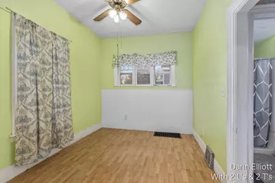 201 S Jefferson Street, Ionia, MI 48846 - Photo 5