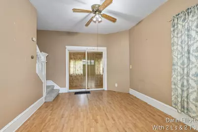201 S Jefferson Street, Ionia, MI 48846 - Photo 3